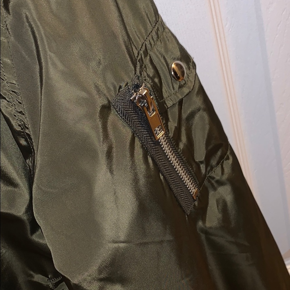 Jacket - Picture 2 of 3